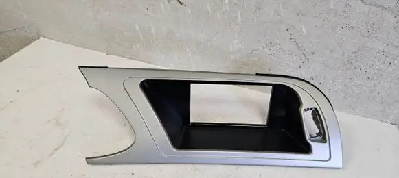 Audi A4 S4 B8 8K Radio/GPS head unit trim 8K1857186G 8K1857186