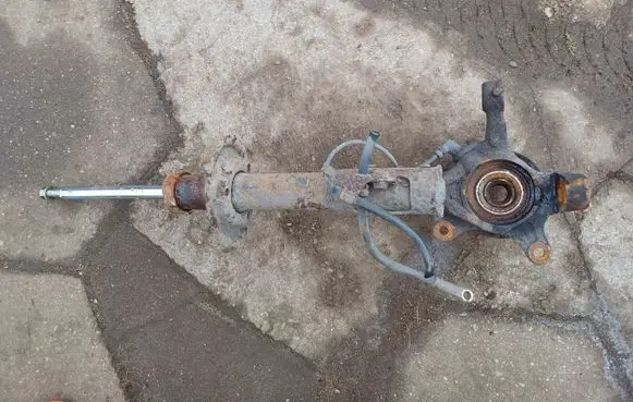 Toyota Yaris Front shock absorber/damper