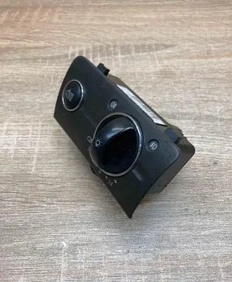 Mercedes-Benz E W211 Light switch 2115450104 04056000