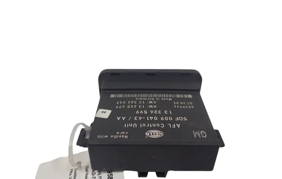 Opel Insignia A Light module LCM 5DF00904163 13326599