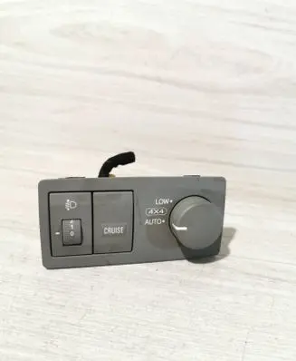 KIA Sorento Differential lock switch 50112K