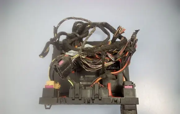 Volkswagen PASSAT B6 Comfort/convenience module 3C0937049AD 28068687