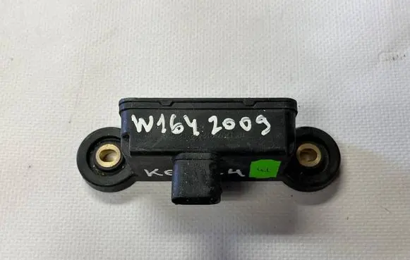 Mercedes-Benz ML W164 ESP (stability system) control unit A0055422018 10170106343 GT38K24607
