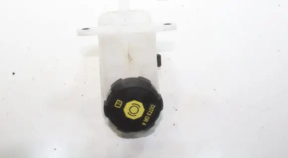 Hyundai Ioniq Brake fluid reservoir 