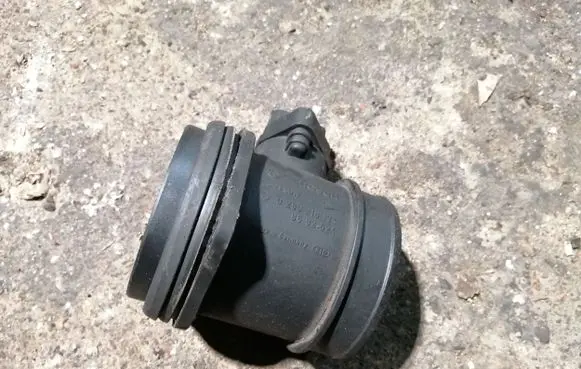 Volvo S40 Mass air flow meter 8692624 0280218134