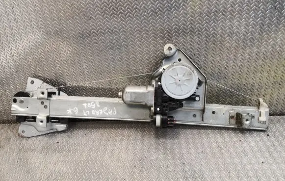 Mitsubishi Pajero Rear door window regulator with motor MR989948