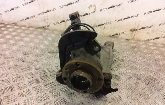 Fiat 500 Front wheel hub