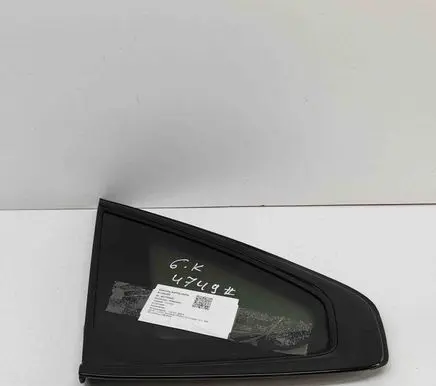 Volvo S90, V90 Rear side window 32244115