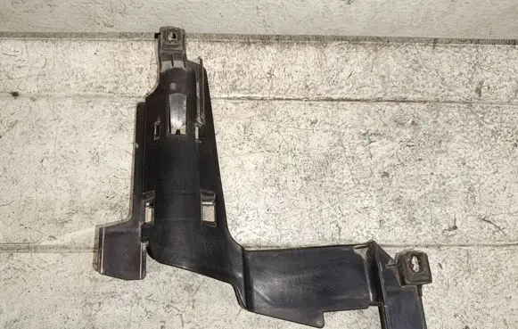 BMW 3 E46 Headlight/headlamp mounting bracket 1301073018