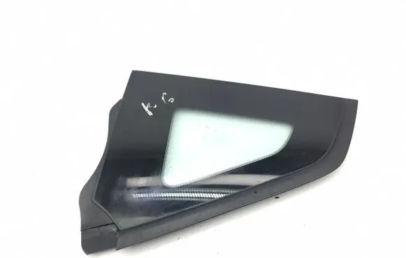 Nissan 370Z Rear side window