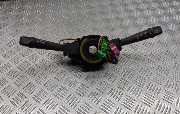 Volvo S60 Headlight wiper switch 8666597