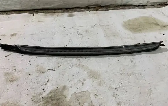 BMW 3 E46 Third/center stoplight 63258368784