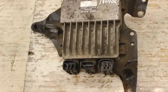 Lexus IS 220D-250-350 Power steering fluid tank/reservoir 8987120070 131000