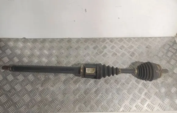Volvo V70 Front driveshaft P9181252 T010801