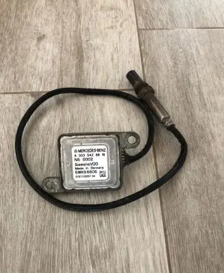 Mercedes-Benz CLS C219 Lambda probe sensor A0035428818 5WK96606 070712005704