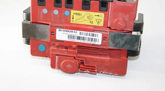 BMW 3 E90 E91 Current control relay 6942912