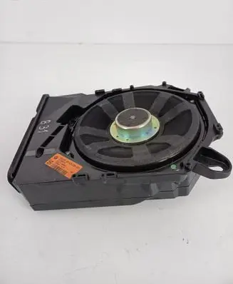BMW 1 E81 E87 Subwoofer speaker 9143136 9144203