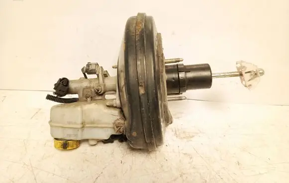 Skoda Fabia Mk2 (5J) Brake booster 6R1614105G 080611 FTPD0030P8K
