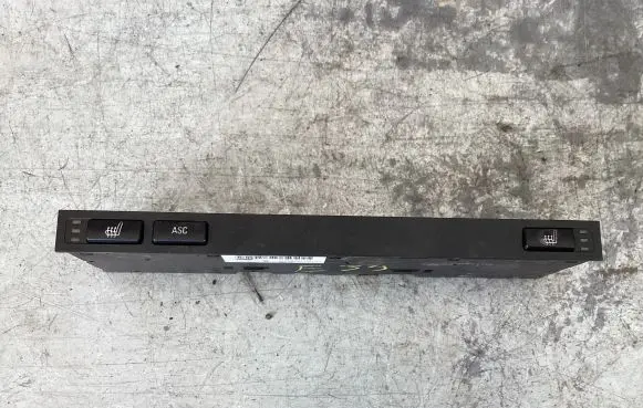 BMW 5 E39 Traction control (ASR) switch 61318373712 03742027