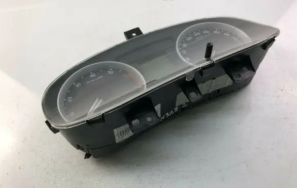 Skoda Fabia Mk2 (5J) Speedometer (instrument cluster) 5J0920820B K3282