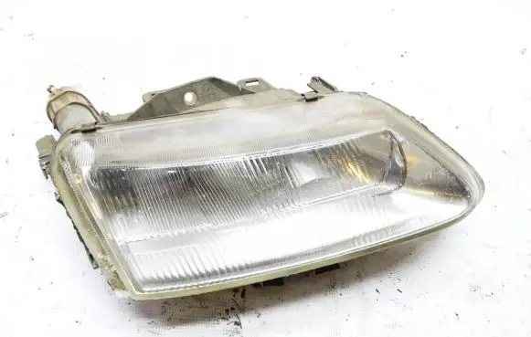 Renault Laguna I Headlight/headlamp 13996600 139966-00