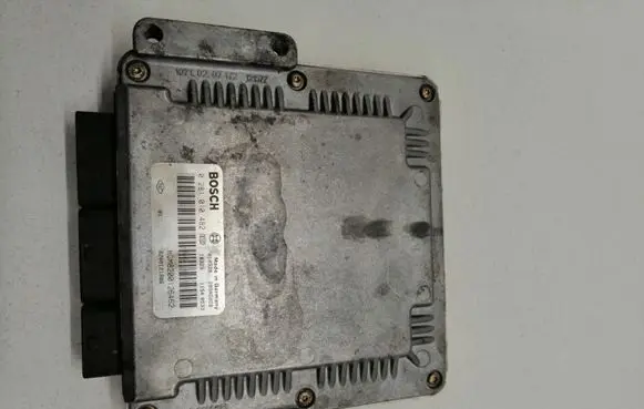 Renault Laguna II Engine control unit/module 0281010482
