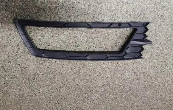 Skoda Fabia Mk2 (5J) Front bumper lower grill 5JA807682
