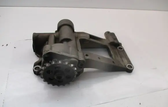 BMW X5 E70 Oil pump 7792945 306D3
