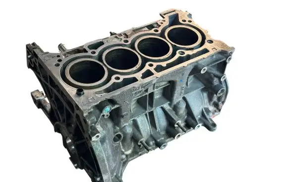 Nissan Qashqai J12 Engine block R2820114900 110116663R HR13