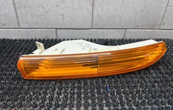 Volkswagen PASSAT CC Front indicator light 3C8953042A