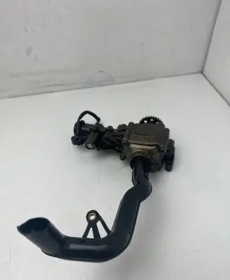 Mercedes-Benz C W205 Oil pump R2701810701