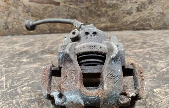 Dacia Sandero Front brake caliper 410000613R