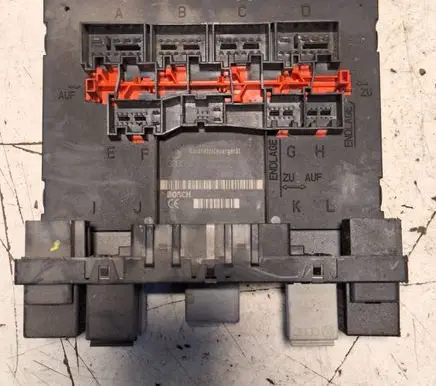 Volkswagen PASSAT B6 Comfort/convenience module 3C8937049E H54S2602 F005V00745