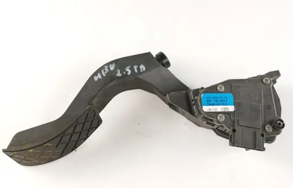 Audi A6 S6 C5 4B Accelerator throttle pedal 8D1723523f L061101 6PV00837632