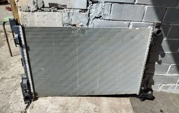 Opel Vivaro Coolant radiator 214104966R 93868888 CP496005