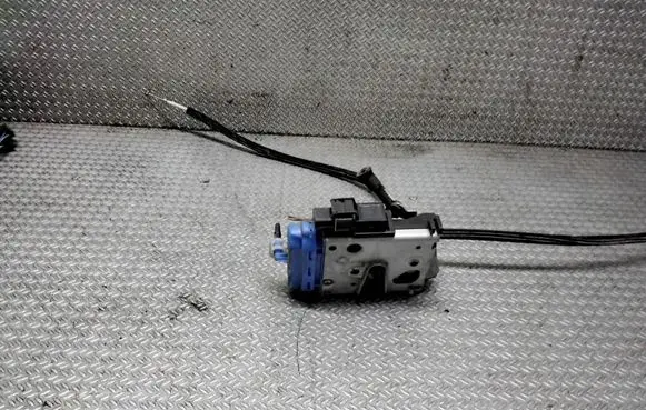 Audi A8 S8 D2 4D Rear door lock
