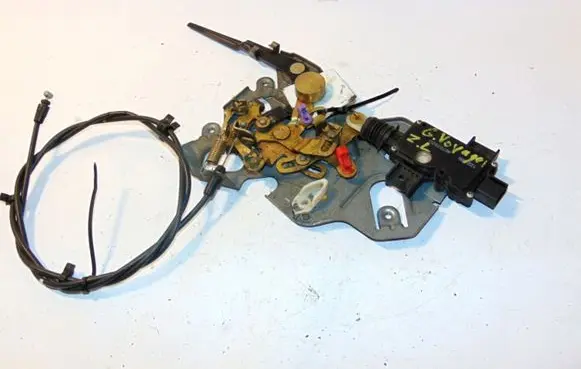 Chrysler Voyager Rear door lock 4897397AA 122296 4675782G