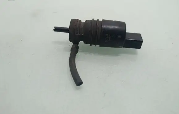 Opel Antara Windscreen/windshield washer pump 13250356