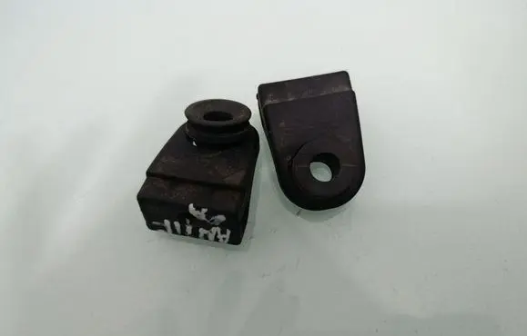Peugeot 5008 Radiator mount bracket 