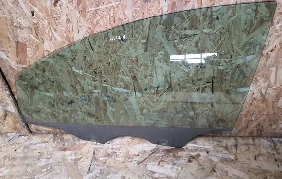 Seat Altea Front door window glass four-door