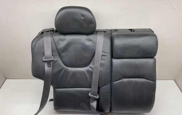 Volvo V70 Rear seat 