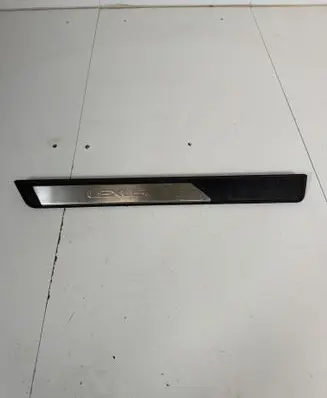 Lexus ES 300h (7th Gen) Front sill trim cover 6791233150