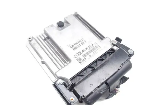 Audi A4 S4 B6 8E 8H Engine control unit/module 03G906016LR 0281013888