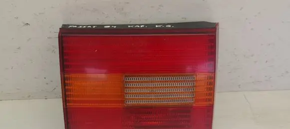 Volkswagen PASSAT B4 Tailgate rear/tail lights 3A9945107