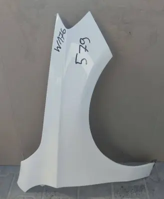 Mercedes-Benz A W176 Fender BLOTNIKPRAWY176