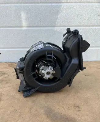 Mercedes-Benz C W203 Heater fan/blower A2038300308
