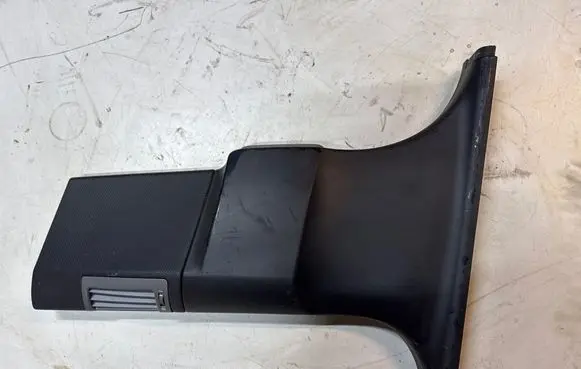 BMW 7 E65 E66 (B) pillar trim (bottom) 7001981