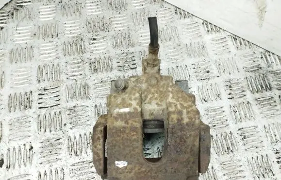 Rear brake caliper
