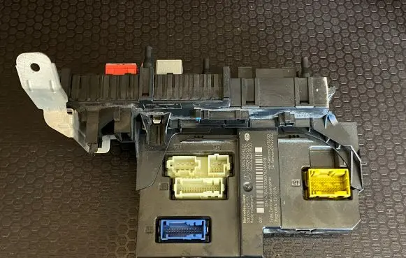 Mercedes-Benz C W204 Fuse module 5DK00922553