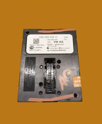 Volkswagen Golf VII Other control units/modules 5Q0959435A